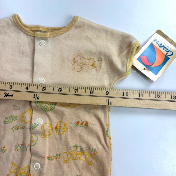 Vintage 80s USA Carters Sz 6M Onesie Romper NWT Beige Bunnies w/ Carrots Neutral - Picture 7 of 9